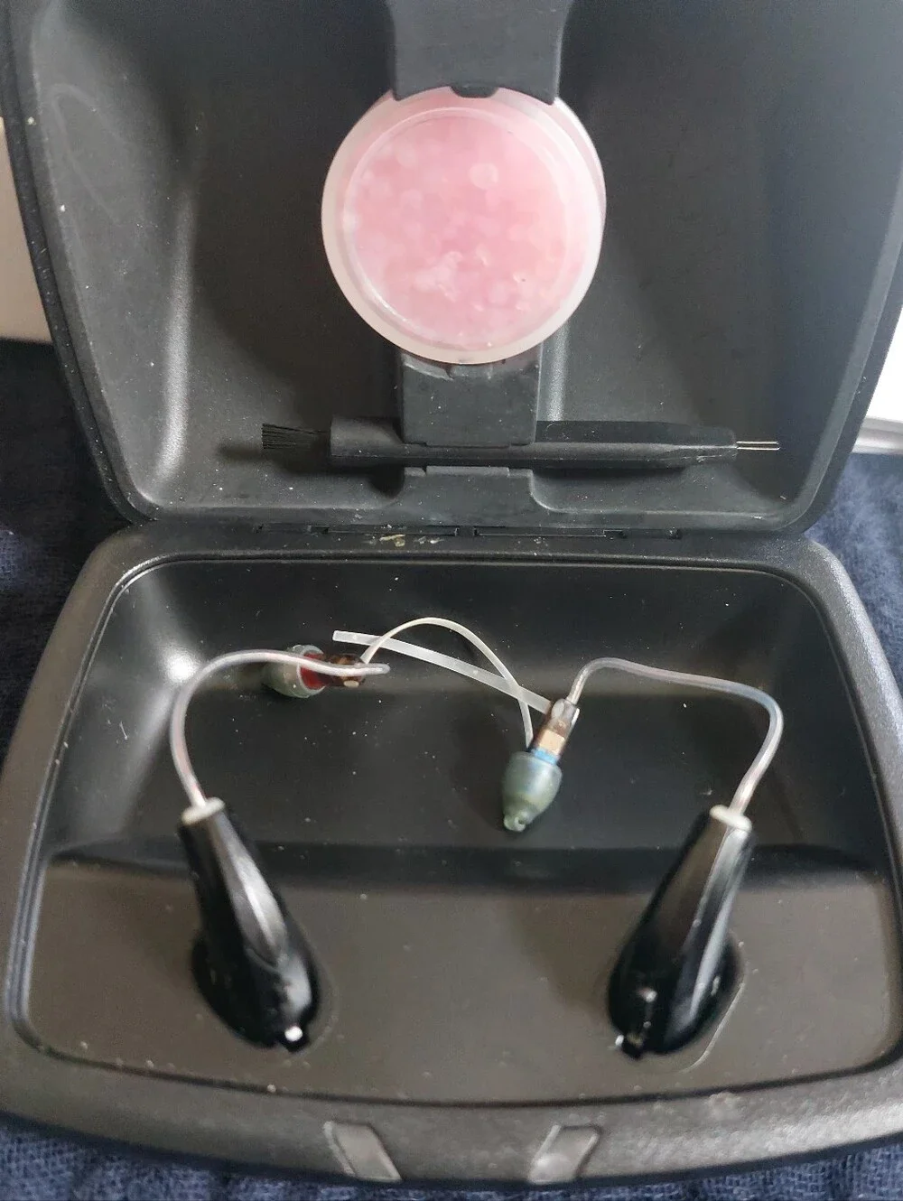 Miracle-Ear Black Rechargeable Hearing Aids with Charging Case